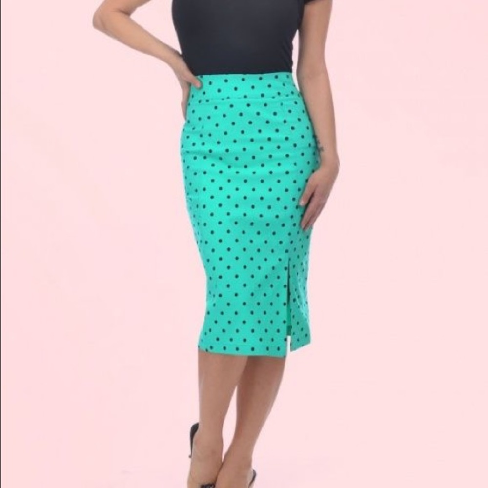 Rock Steady Polka Dot Pencil Skirt in Mint